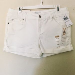 NWT Celebrity Pink White Shorts